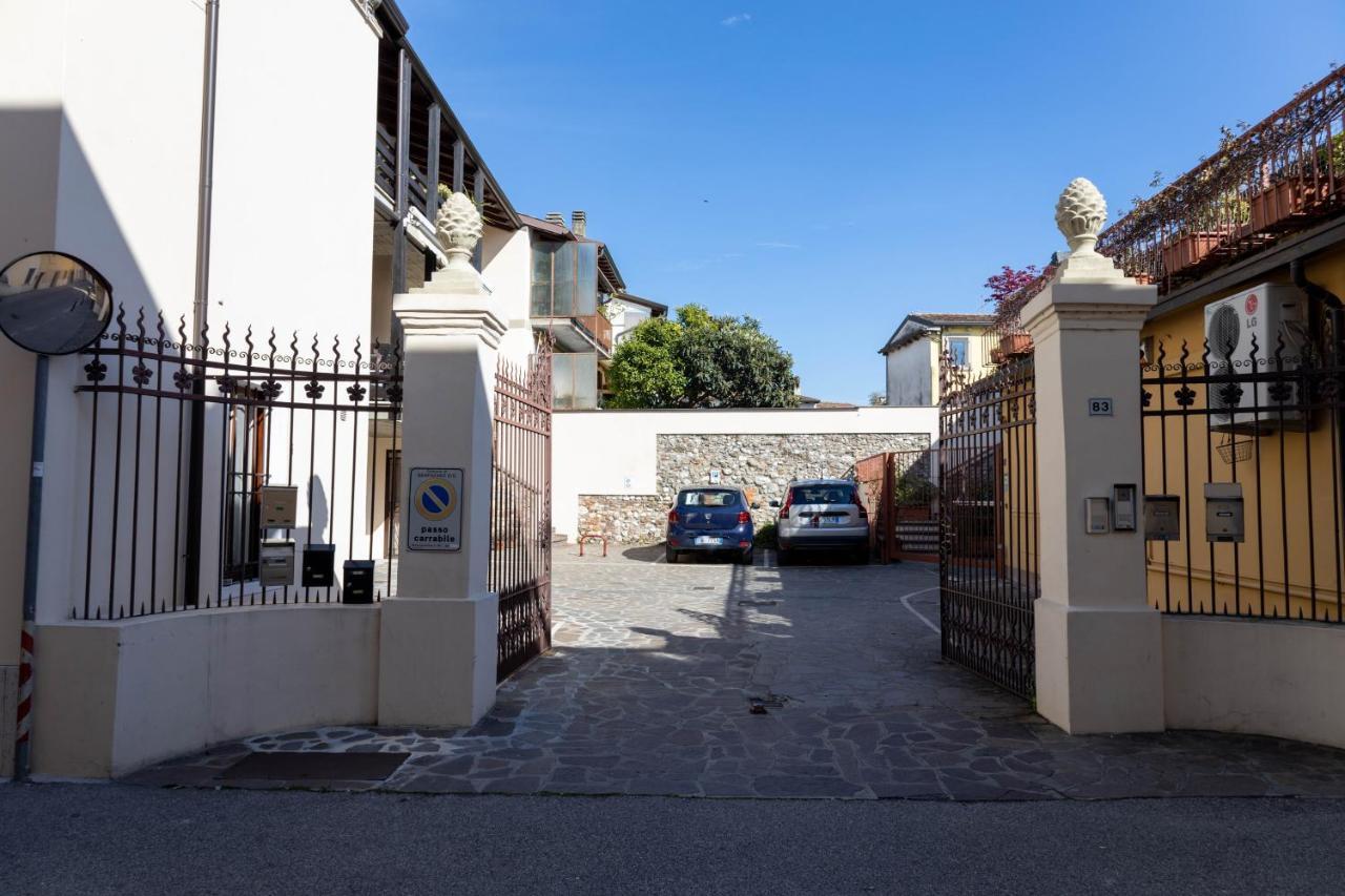 Ferienwohnung Haus Martina Desenzano del Garda Exterior foto