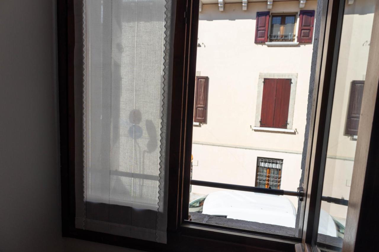 Ferienwohnung Haus Martina Desenzano del Garda Exterior foto